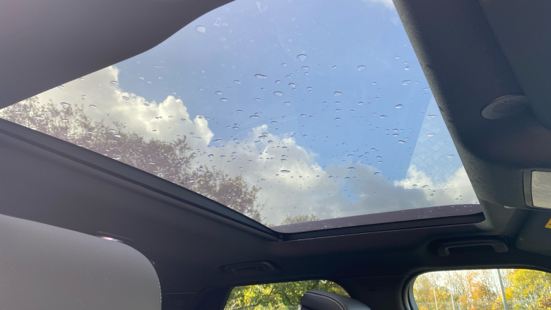 Land Rover Discovery 3.0 D350 Dynamic SE 5dr Auto Diesel Station Wagon